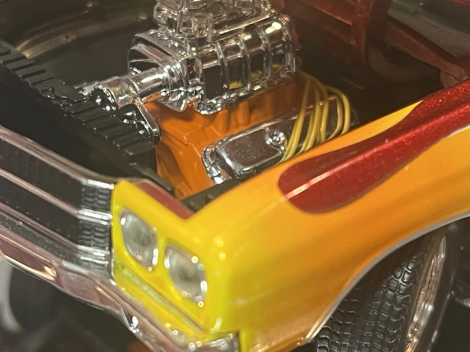 CLASSIC METAL WORKS 1/24 SCALE - 1970 CHEVY CHEVELLE SS454 - Image 3 of 4