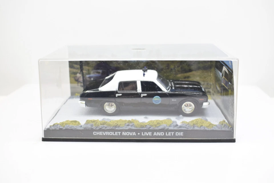 Modellini auto dei film 007 James Bond scala 1:43 CHEVROLET NOVA da collezione - Immagine 2 di 4