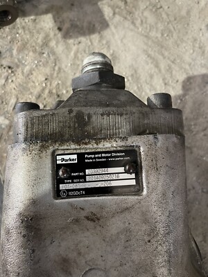 USED USED 20392944 MAIN HYDRAULIC PUMP for VOLVO AND MACK TRUCKS