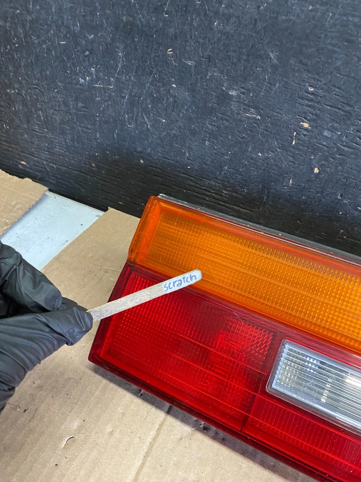 Luz trasera de maletero central Acura Legend 1986 a 1990 sedán OEM Q0625 DG Foto 4 de 4