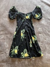 URBAN OUTFITTERS Off Shoulder Tropical Floral Picnic Summer Core Dress Sz XS EUC