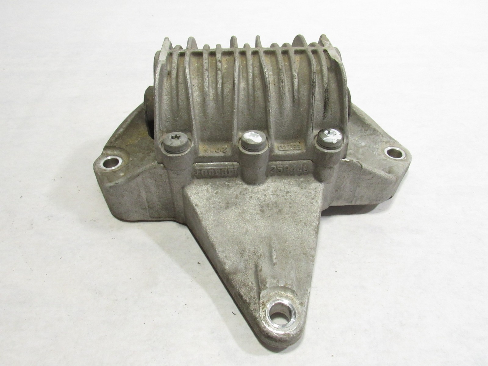 15-19 Ferrari 488 Spider 2017 Transmission Gearbox Support Mount Bracket ;@2