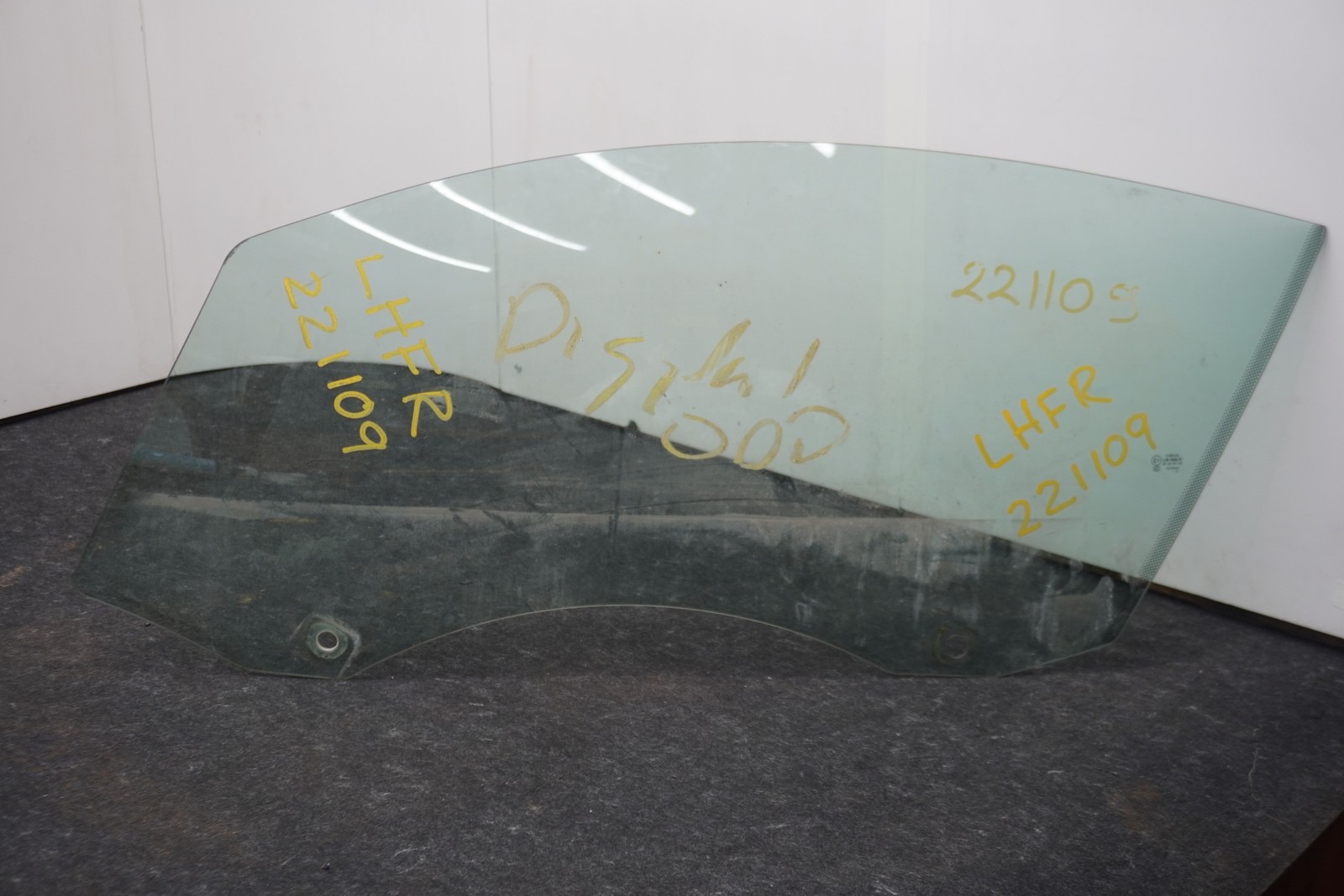 Front Left Side Door Window Glass OEM 6G33C21411DA Aston Martin Vantage 2006-16