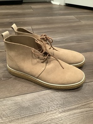 NWOB Men`s ECCO Crepetray Chukka Boots Suede Size 9 Fit Like 10