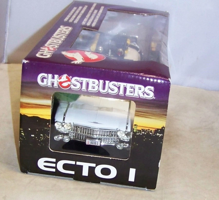 1:18 1:21 ERTL GHOSTBUSTERS ECTO I 1959 CADILLAC AMBULANCE SLIMER 2004 33538 NIB - Image 3 of 4