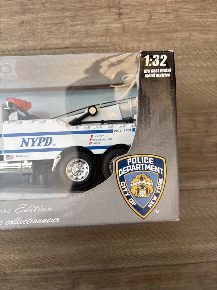 JADA 1:24 TOYS NYPD GRÚA Foto 4 de 4