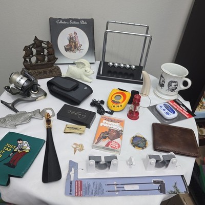 Misc Items ''Junk Drawer'' Lot MEN'S COOL KNICK KNACKS, DOO DADS, & WHAT NOTS 