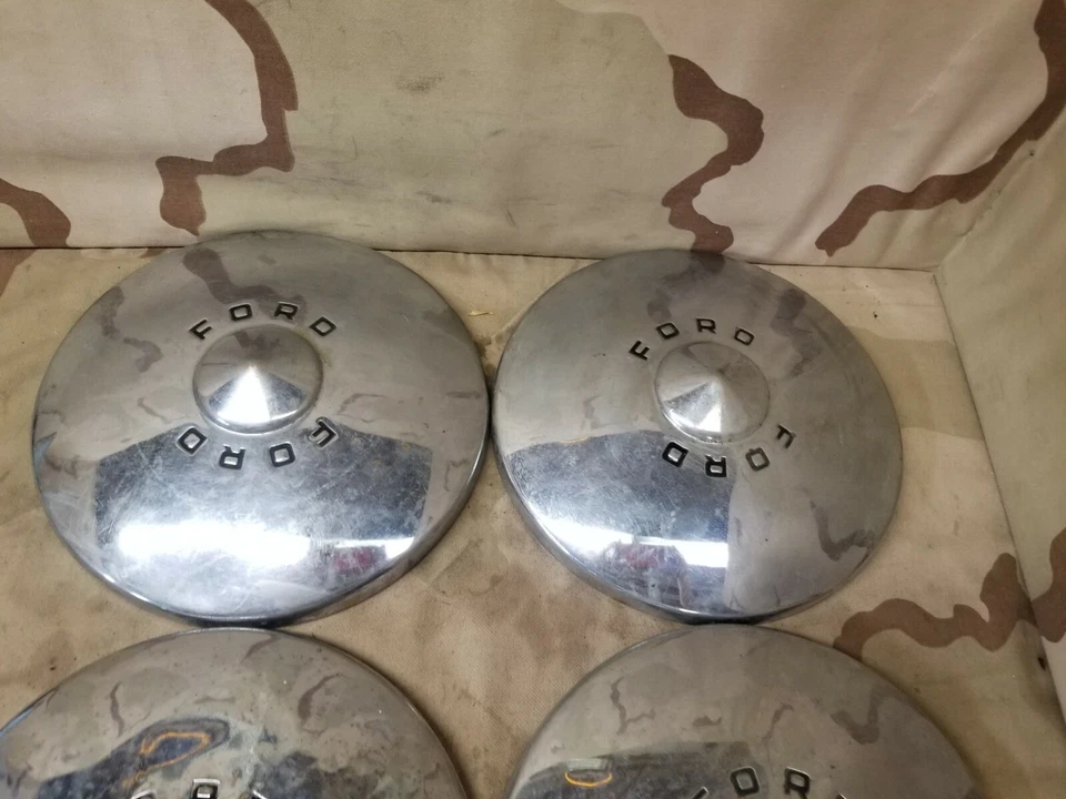 Tapa de plato para perros Ford años 40 FoMoCo 10" Foto 4 de 4