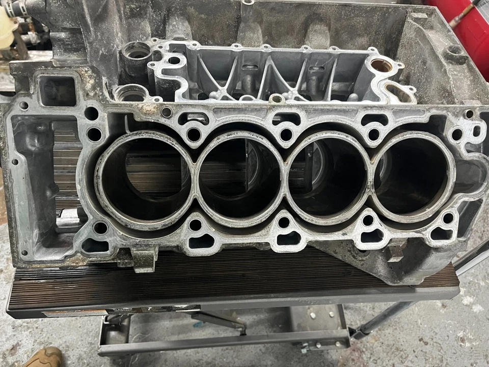 BLOQUE DE CILINDROS MOTOR LR4 ROVER SPORT L320 L322 5.0 AJ133 (NO SC) Foto 4 de 4