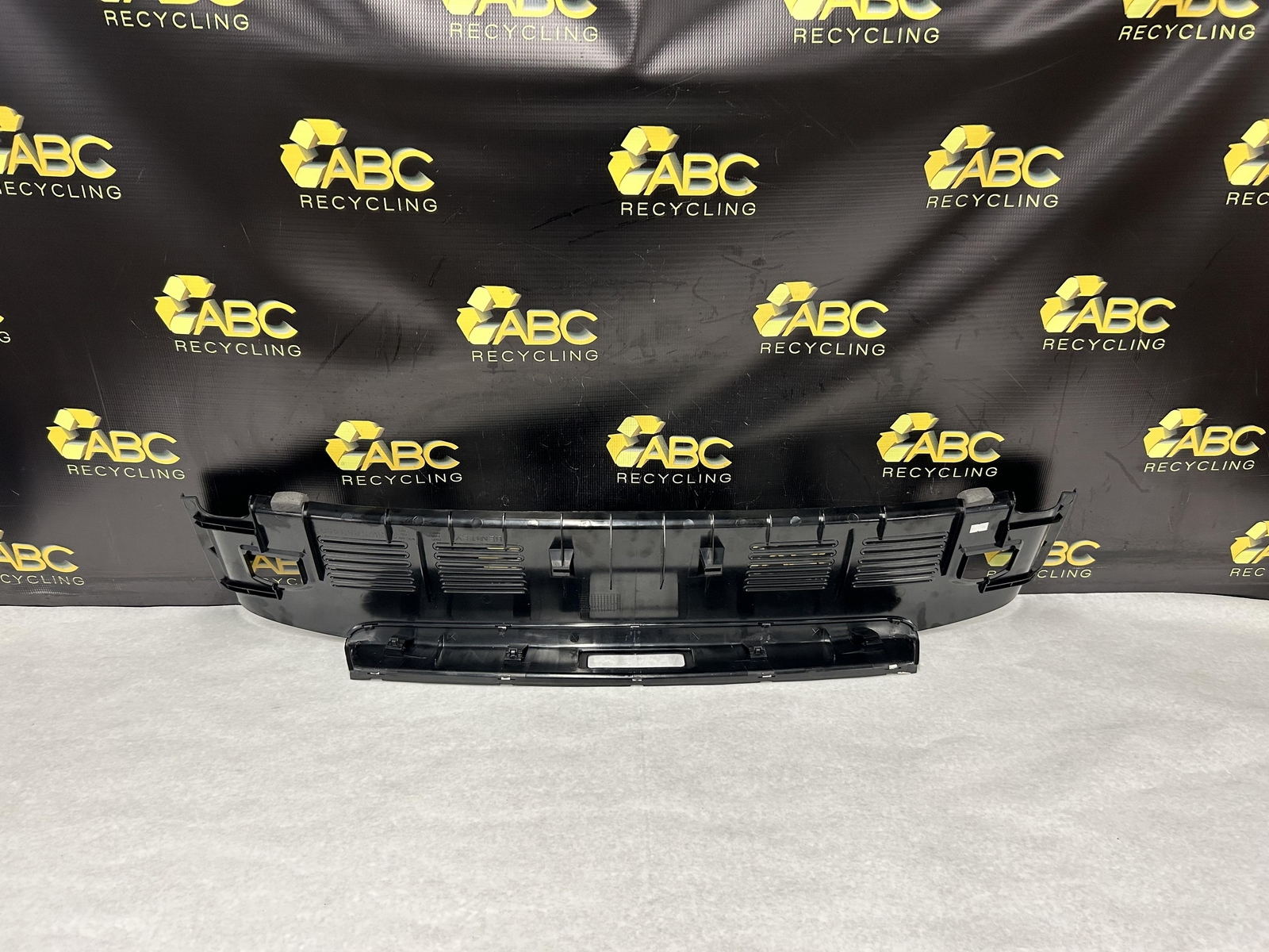 2007 Bentley Flying Spur Trunk Scuff Plate Assembly BENTLEY 07 OEM