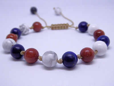 MODERNES Lapislazuli Howlith Goldstein handgeknüpft Makramee Plättchen Knoten Armband