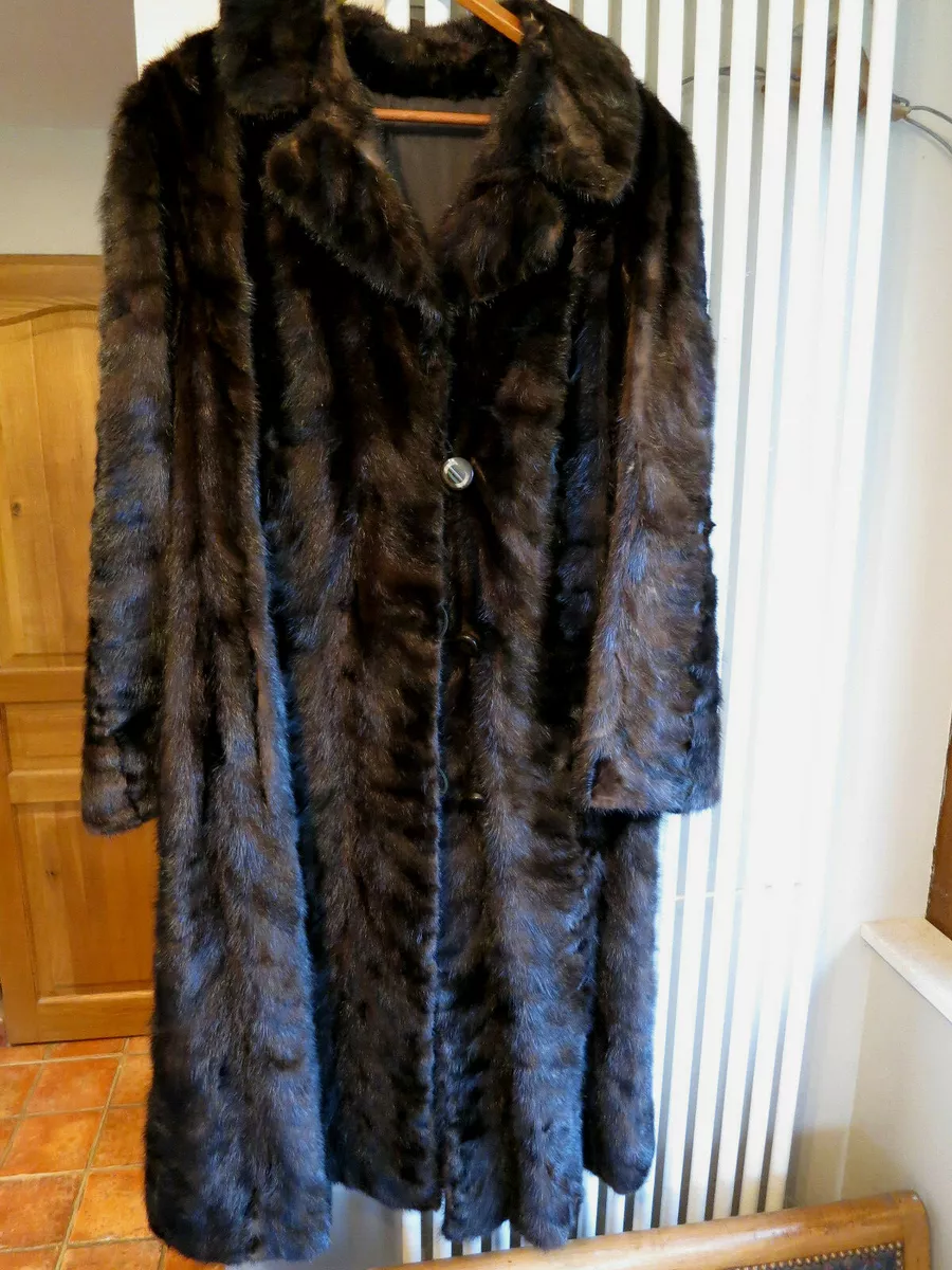Achat de vieux manteau de fourrure sale