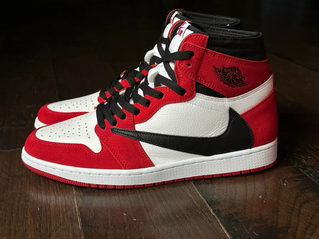 US 10 - Jordan 1 Retro OG SP x Travis Scott High "Chicago" image 10