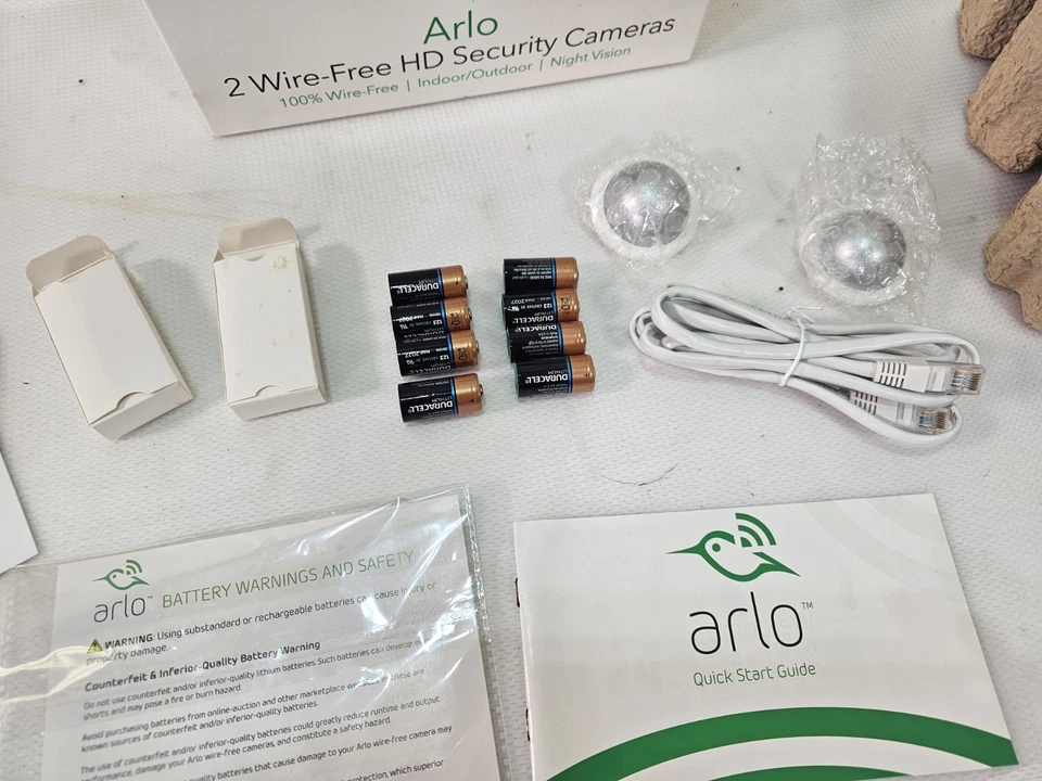 NETGEAR Arlo HD Security Camera 2 Wire-Free (VMS3230-100NAS) - Full Kit - Image 3 of 4