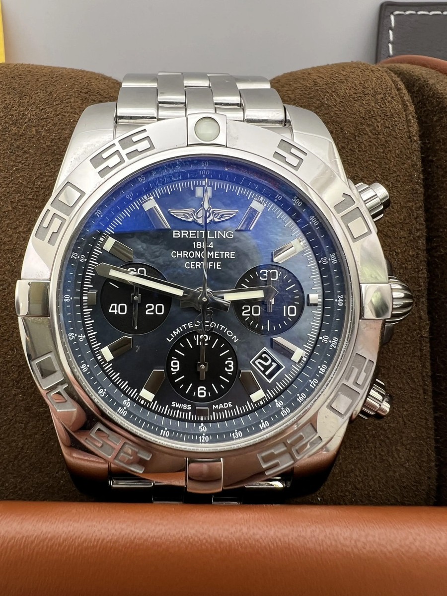 FROM JAPAN公式アカウント01 さん交渉中BREITLING 時計BOX Breitling Chronomat 44mm Blue Mother of Pearl Dial Limited Box