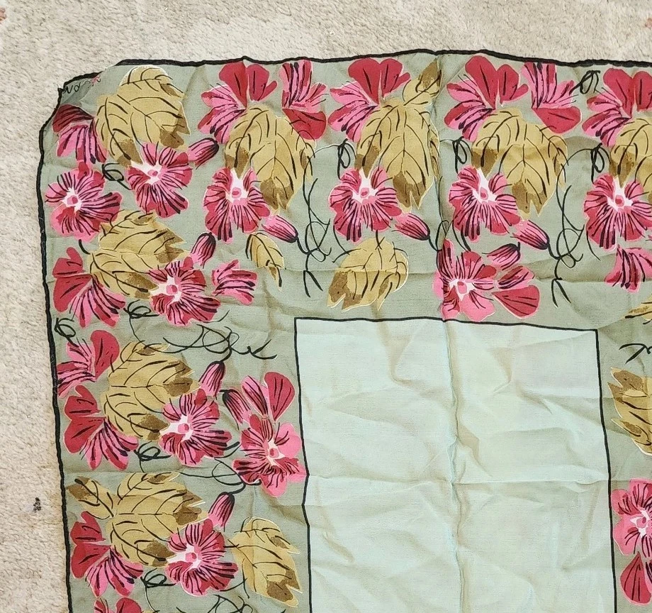 Bufanda Transparente Vintage Vera Neumann Cuadrada Rosa Verde Oliva Diseño Floral 24" X 24" Foto 3 de 4