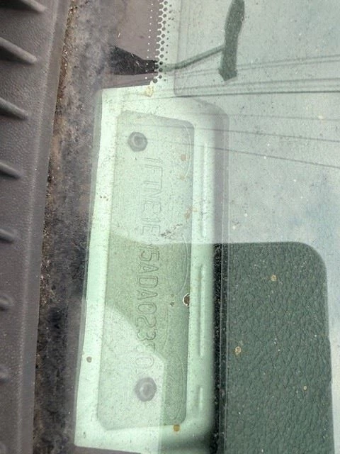 Guardabarros derecho pasajero para camioneta Ford E350 237168 08-19 21-23 Foto 4 de 4