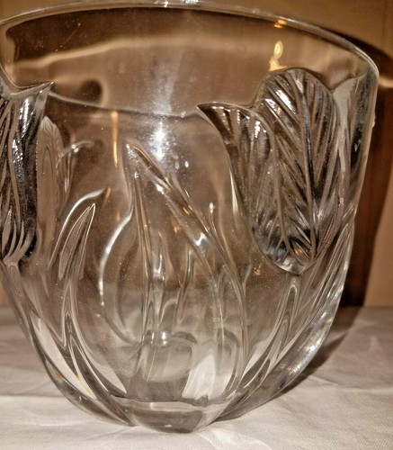 Crystal Tulip Bowl Cristal De France 24K Leaded Crystal Clear Raised Tulip Patte - Picture 3 of 5