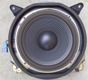 lexus subwoofer