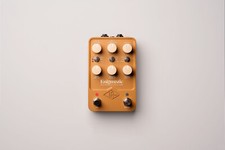 Universal Audio Enigmatic '82 Overdrive Special Amplifier Emulation Pedal