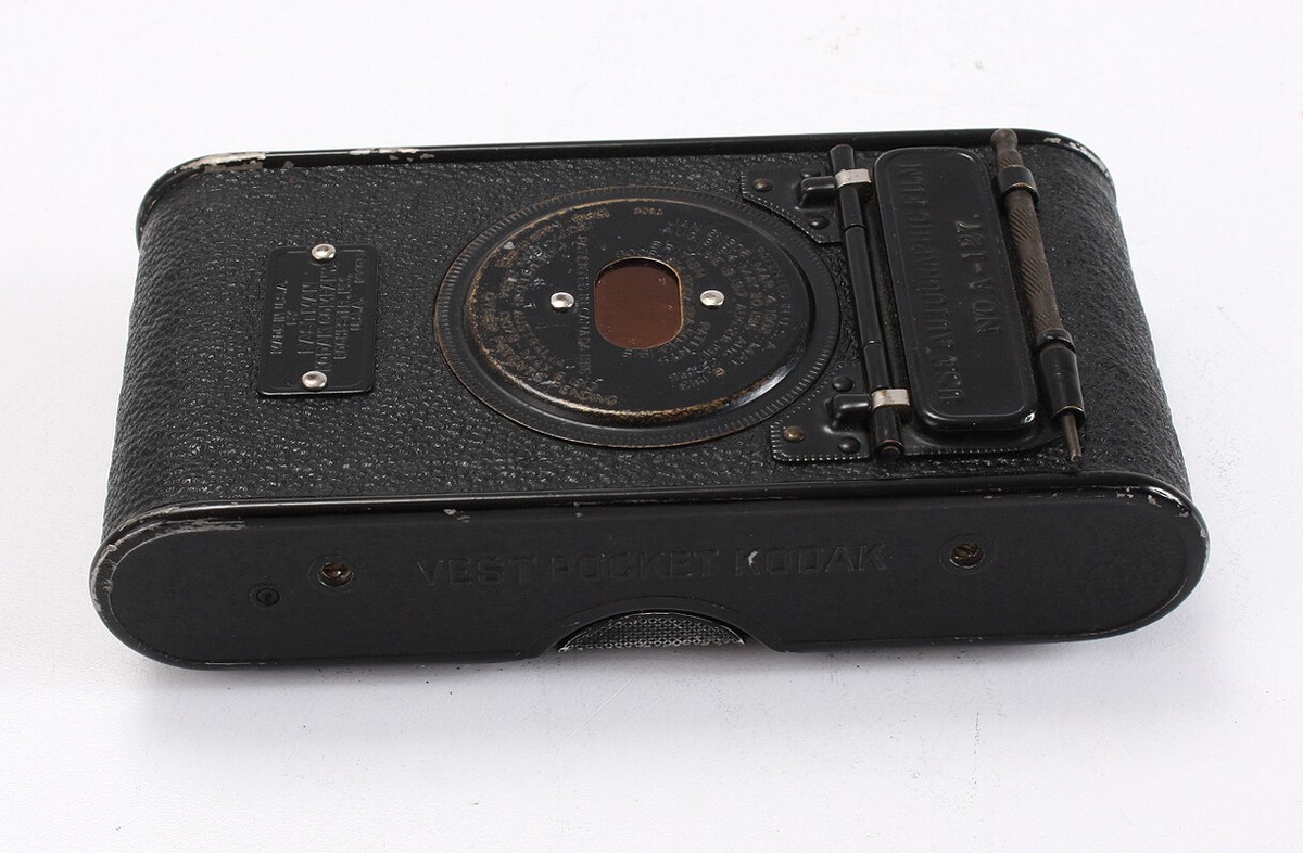KODAK VEST POCKET AUTOGRAPHIC SPECIAL, 84/6.9 K.A., PINHOLES