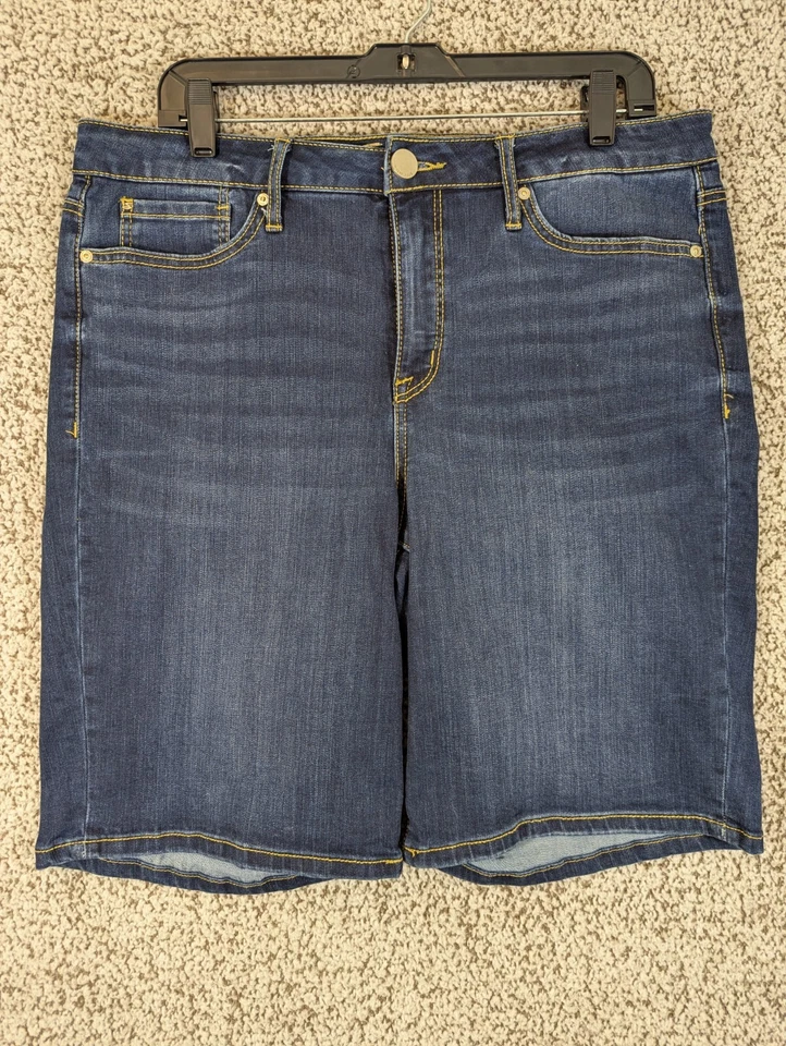 Pantalones Cortos Seven7 Sunset Bermuda Denim Jean Lavado Oscuro Talla 14 Elástico 10" Entrepierna Foto 2 de 4