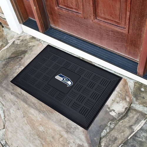 NFL - Medallion Door Mat Football Team Logo 19.5"x31.25" - Picture 59 of 68
