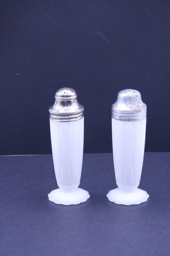 Newport Shaker Sale e Pepe Platonite Bianco Nocciola Atlante - COSÌ COM'È - Foto 2 di 16
