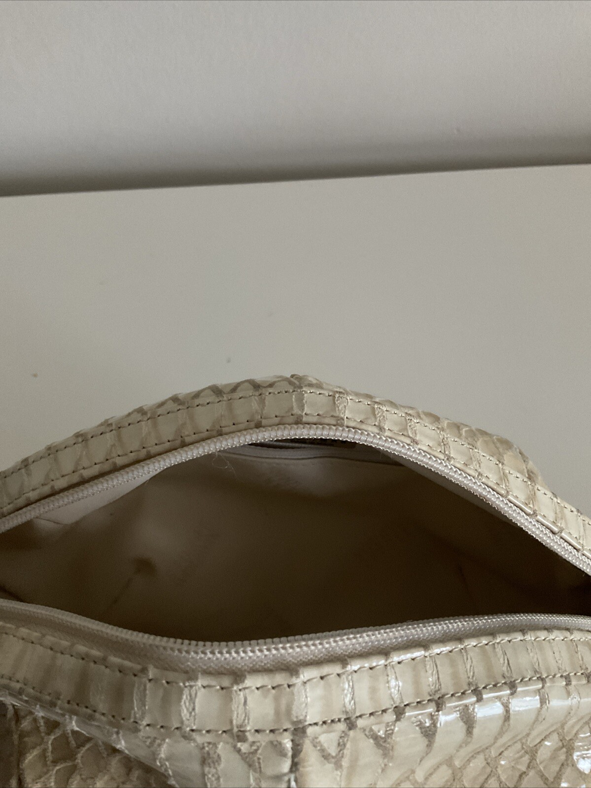 Stuart Weitzman Leather Python Embossed Print Bag… - image 6