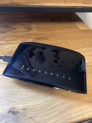 D-Link DES-1008D Switch 8 Ports Ethernet 10/100mbps
