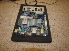 Foxconn D270S Mini-ITX Motherboard *FREE SHIP!*