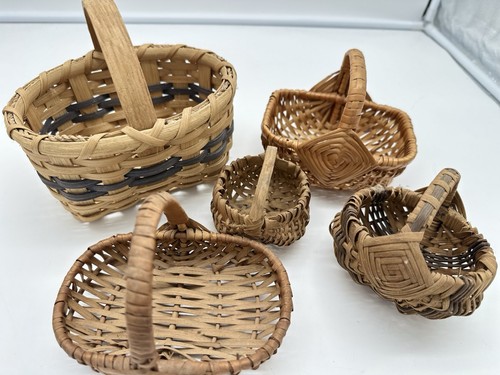 5pc Lot Miniature Handmade Primitive Splint Buttocks Melon Gathering Baskets