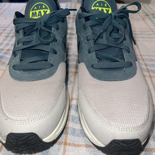 nike air max Guile 2017 size 12  New Unworn
