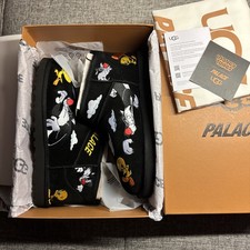 PALACE X UGGS BLACK ULTRA MINI BOOT LOONEY TUNES / SIZE 10 UK MEN / BRAND NEW