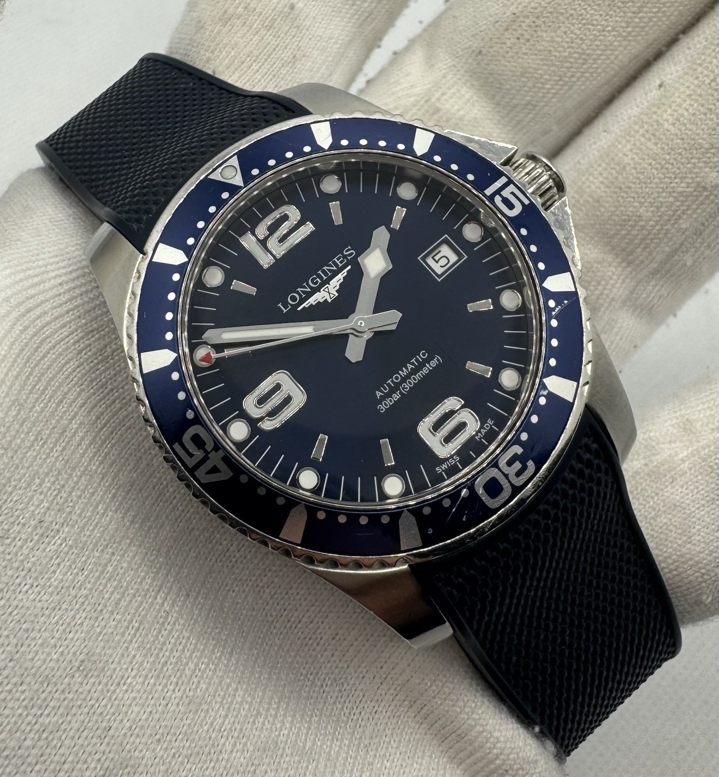 Longines Hydroconquest Automatic 41mm Mens Watch L3.742.4 -Full Set Box + Papers