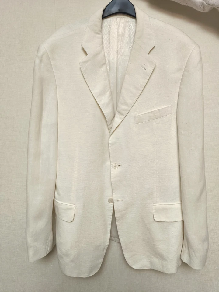 Blazer Versace Clásico Original 100% Lino ligeramente usado talla 52 Foto 3 de 4