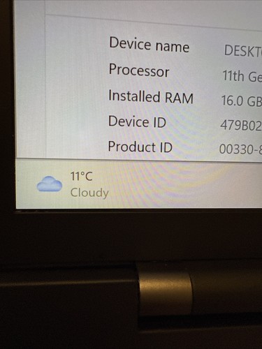 Thinkpad X1 Carbon Gen 9 - i7 - 16GB RAM - 512GB SSD - FHD - 8m Lenovo Warranty - Picture 15 of 17