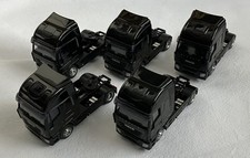 Rietze 60836: 5er Set Iveco Stralis 2007, schwarz