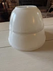 Vtg PYREX True Opal White Milk Glass Mixing Bowls 402 403 Set Of 2 Unmarked
