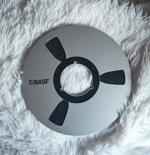 Tonbandspule NAB Alu-Spule mit Bandmaterial 26,5 cm Basf  !Spule Top erhalten!