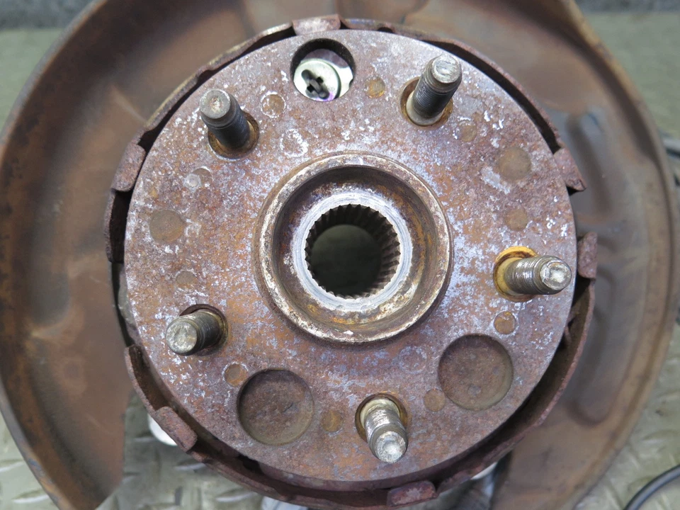 92-00 LEXUS JZZ31L SC400 SC300 TRACCIÓN TRASERA DERECHA NUDILLO RUEDA BUJE OEM Foto 3 de 4