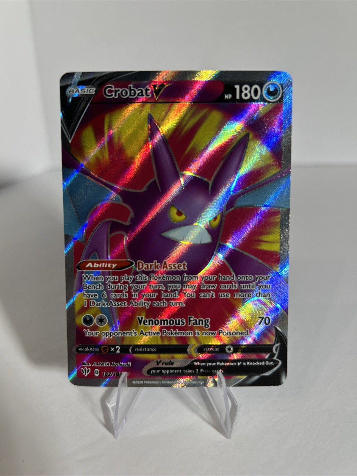 Pokémon Crobat V 182/189 Darkness Ablaze Ultra Rare Holo Full Art 180