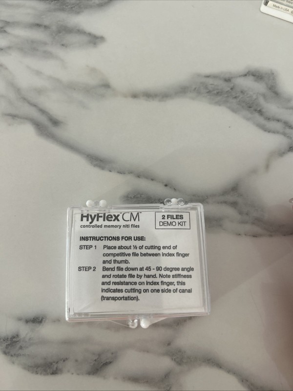 COLTENE HyFlex CM controlled Memory Niti Files Demo Kit 2 Files