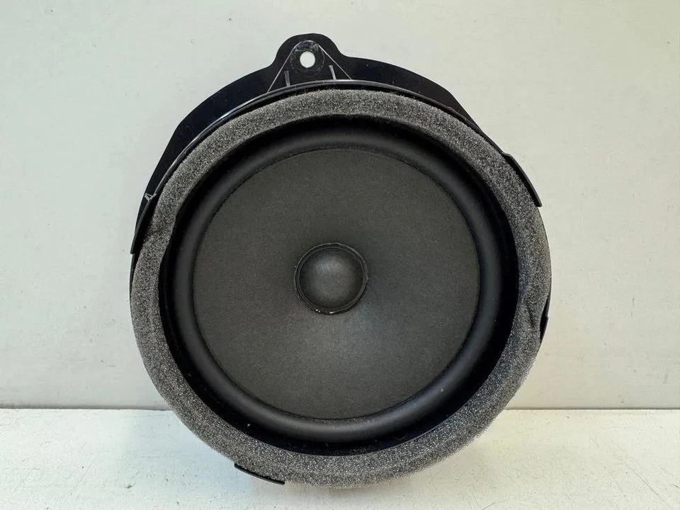 AUDI A6 Avant 4F5, C6 Haut-parleur Sonore de Porte Arrière Gauche 31140198 - Photo 4/4
