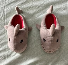 Shark Slippers Slip On Med 11-12 Toddlers