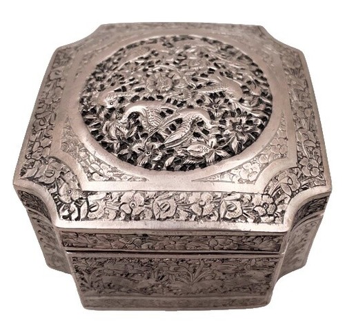 antique Chinese Solid Silver Pill Box Floral round shape - Marked
