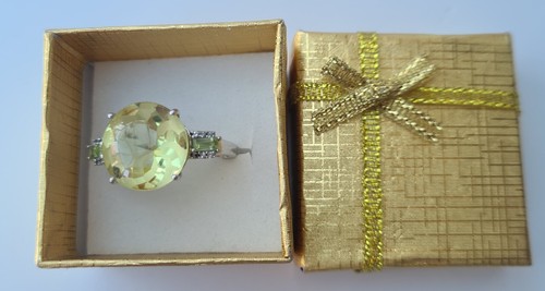 "Sunflower" Lemon Quartz 9cts Ring, Peridot & White Topaz Accents in 925 Silver - Picture 6 of 6