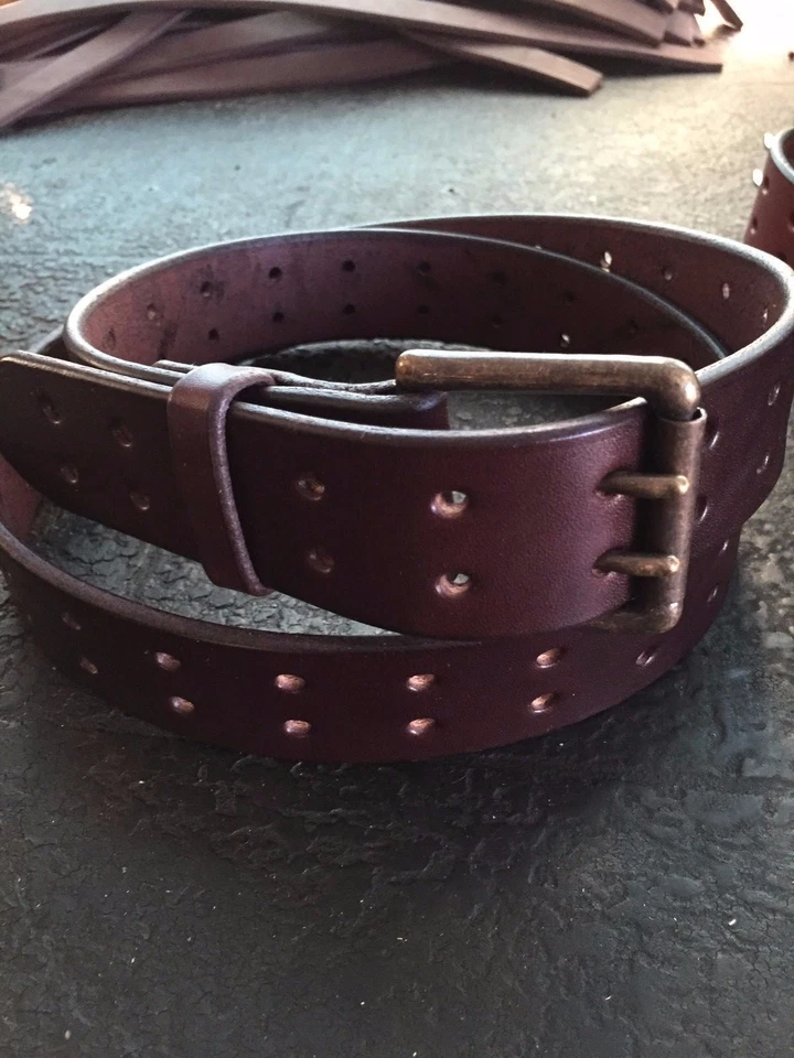 CINTURÓN FUNDA PISTOLA TRABAJO CUERO REAL RESISTENTE 1.5" HECHO AMISH WICKETT & CRAIG Foto 3 de 4