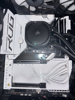 ASUS ROG Maximus Z790 Formula ATX Motherboard Intel LGA1700, DDR5, White