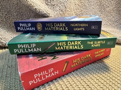 Philip Pullman HIS DARK MATERIAL Trilogy Paperback